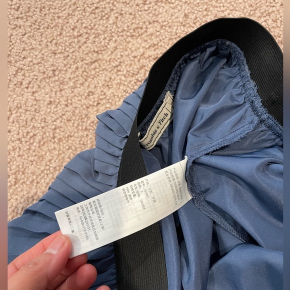 ABERCROMBIE AND FETCH Pleated dark dusty Blue Midi Skirt - Picture 4 of 7